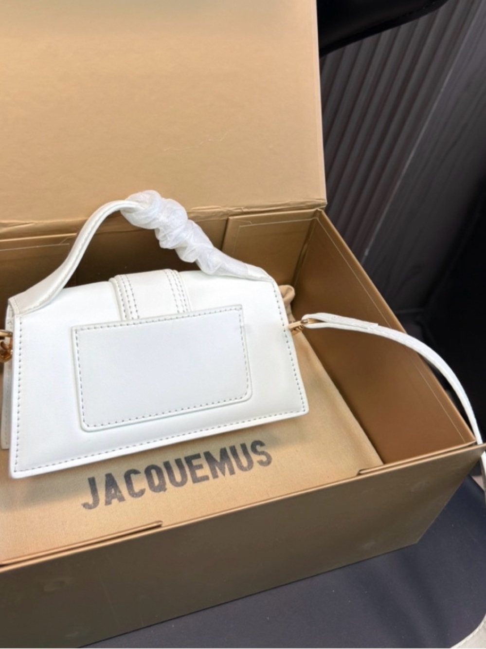 White Leather Crossbody Bag - Picture 4 of 5